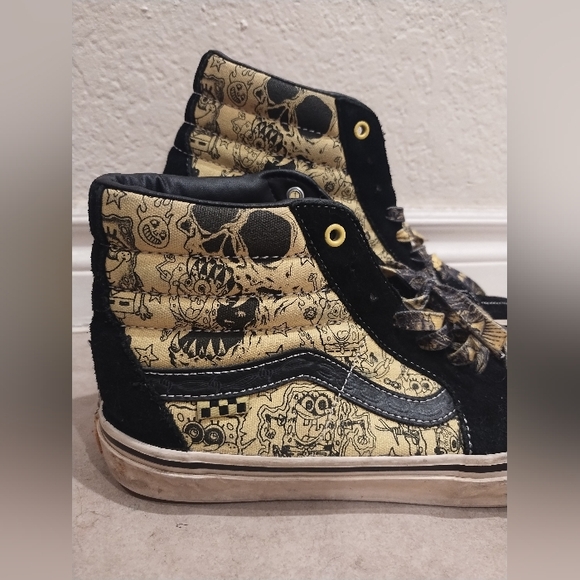 Van SpongeBob High Top Sneakers-Mens Size 12 - Picture 2 of 8